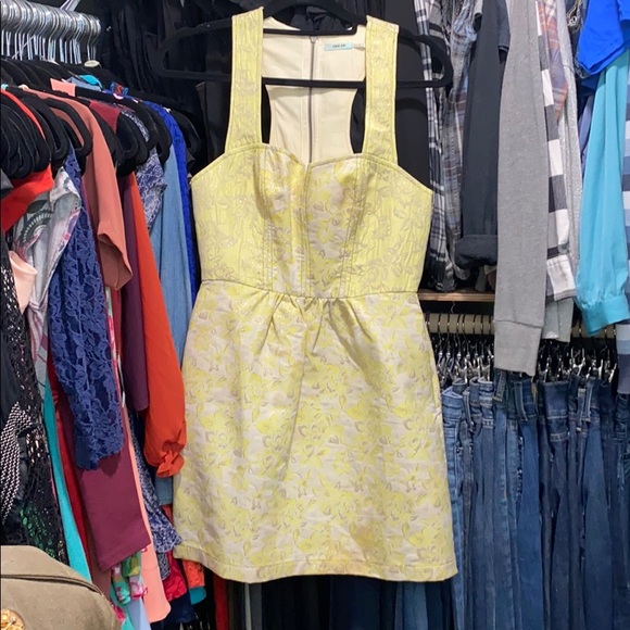 Kimchi blue size 4 yellow floral print dress - Picture 5 of 9